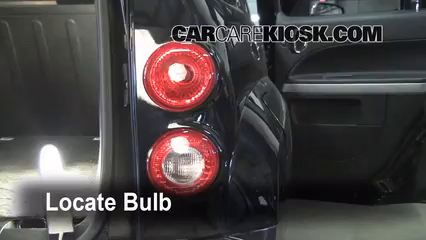 2007 Chevrolet HHR LT 2.2L 4 Cyl. Lights Turn Signal - Rear (replace bulb)